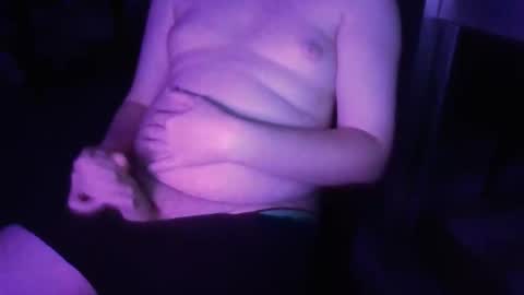 Snapshot of jleericho chatting on 11/12/25, 01:22 jleericho online show from 11/12/25, 01:22