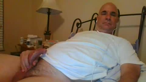 Snapshot of jmichael50 chatting on 01/02/25, 12:55 jmichael50 online show from 01/02/25, 12:55