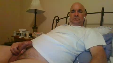 Snapshot of jmichael50 chatting on 01/04/25, 05:37 jmichael50 online show from 01/04/25, 05:37