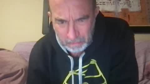 jmombombero63 online show from 11/21/25, 12:21