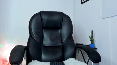 Snapshot of jmortton chatting on 11/01/25, 11:01 IGJmortton online show from 11/01/25, 11:01