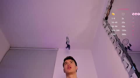 Snapshot of joan_gonzalez chatting on 11/05/25, 02:33 Joan Gonzalez online show from 11/05/25, 02:33