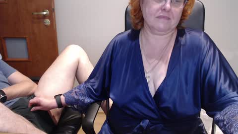 Snapshot of joannaandneighbour chatting on 01/31/25, 02:39 Joanna and Greg online show from 01/31/25, 02:39