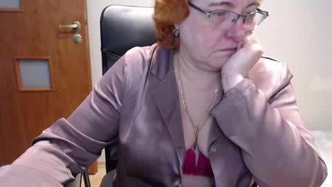 Snapshot of joannaandneighbour chatting on 03/10/25, 12:04 Joanna and Greg online show from 03/10/25, 12:04