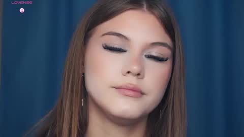 Karyn online show from 09/29/25, 06:40