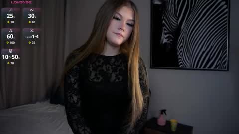 Karyn online show from 11/17/25, 07:14