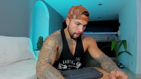 Snapshot of joe_esthetic chatting on 01/21/25, 02:43 joe_esthetic online show from 01/21/25, 02:43