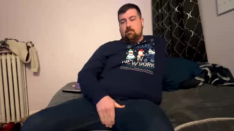 Snapshot of joejoe329 chatting on 12/06/24, 12:45 joejoe329 online show from 12/06/24, 12:45