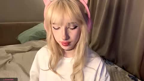 Amaya online show from 11/11/25, 03:56