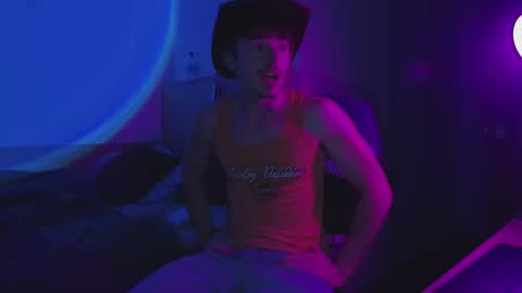 Snapshot of joeosulli2024 chatting on 10/21/25, 10:21 JoeOsulli online show from 10/21/25, 10:21