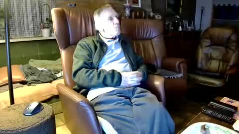 Snapshot of johan7_heet chatting on 01/27/25, 05:04 johan7 heet online show from 01/27/25, 05:04