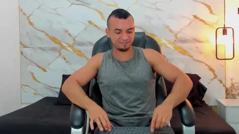 johan online show from 11/17/25, 11:05