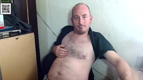 Snapshot of johanbarker chatting on 01/05/25, 10:50 Johan online show from 01/05/25, 10:50
