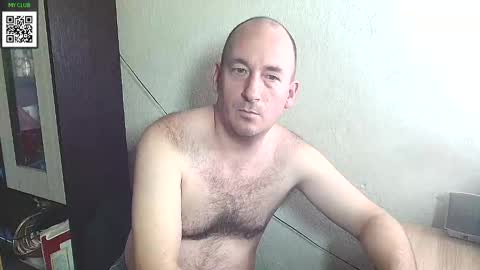 Snapshot of johanbarker chatting on 02/24/25, 02:37 Johan online show from 02/24/25, 02:37
