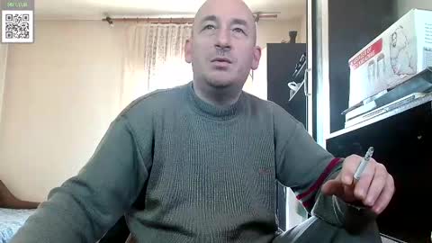 Snapshot of johanbarker chatting on 03/06/25, 11:25 Johan online show from 03/06/25, 11:25