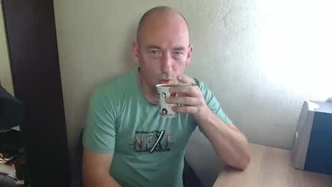 Johan online show from 10/12/25, 10:47