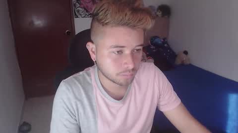 Snapshot of johanleonsweetboy chatting on 11/26/25, 12:50 JOHAN independient model online show from 11/26/25, 12:50