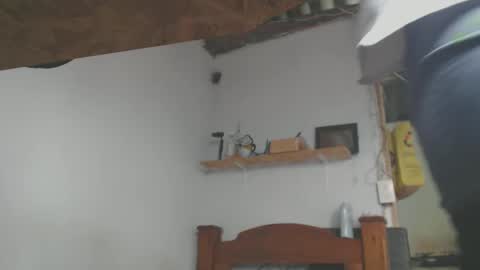 Snapshot of johantorres19 chatting on 01/27/25, 01:19 johantorres19 online show from 01/27/25, 01:19