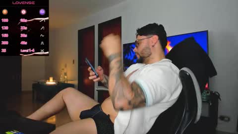 King -    online show from 10/18/25, 11:05