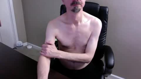 john757533 online show from 03/04/25, 01:55