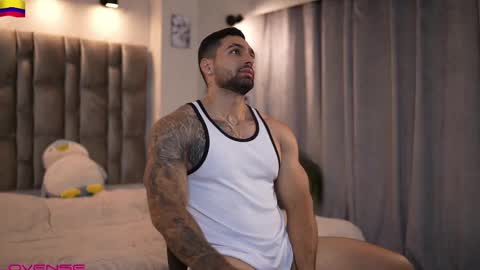 Snapshot of john_king29 chatting on 10/11/25, 12:10 john online show from 10/11/25, 12:10