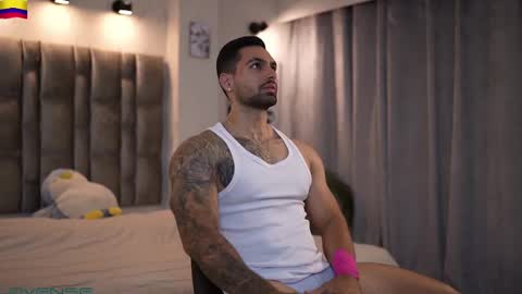 Snapshot of john_king29 chatting on 10/13/25, 01:00 john online show from 10/13/25, 01:00