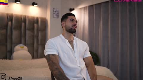 Snapshot of john_king29 chatting on 11/06/25, 10:43 john online show from 11/06/25, 10:43