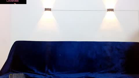 john_ssnow29 online show from 11/06/25, 08:37