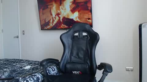 john online show from 09/13/25, 03:45