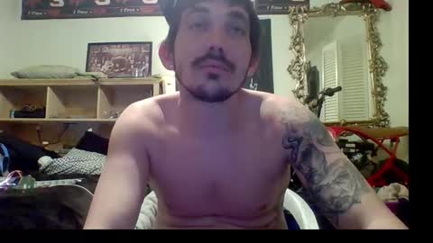 Snapshot of johnleedtx chatting on 02/18/25, 10:36 johnleedtx online show from 02/18/25, 10:36