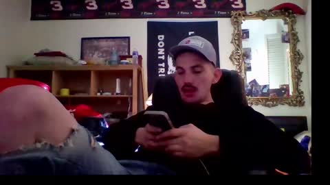 Snapshot of johnleedtx chatting on 03/10/25, 06:49 johnleedtx online show from 03/10/25, 06:49