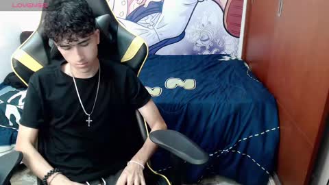Snapshot of johnny_cagee chatting on 12/11/24, 03:45 johnny_cagee online show from 12/11/24, 03:45