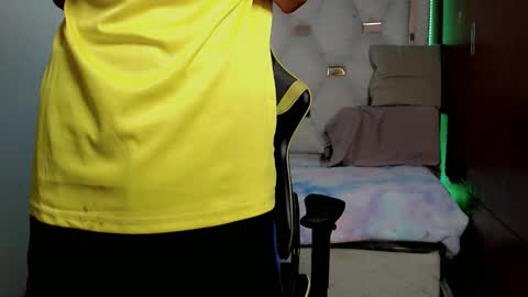 johnny_cagee online show from 10/20/25, 05:19