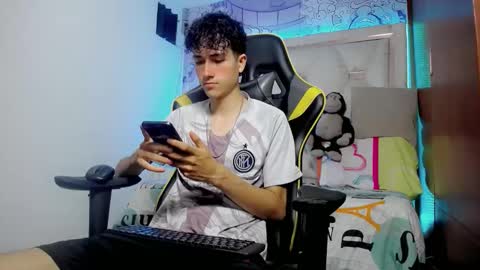 johnny_cagee online show from 11/23/25, 05:07