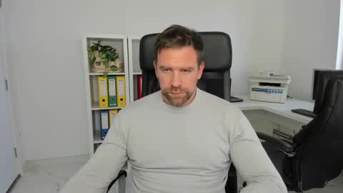 Snapshot of johnnydough82 chatting on 12/02/24, 08:30 johnnydough82 online show from 12/02/24, 08:30