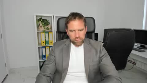 Snapshot of johnnydough82 chatting on 12/06/24, 08:59 johnnydough82 online show from 12/06/24, 08:59