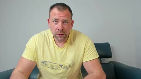 Snapshot of johnnydough82 chatting on 03/07/25, 04:57 johnnydough82 online show from 03/07/25, 04:57