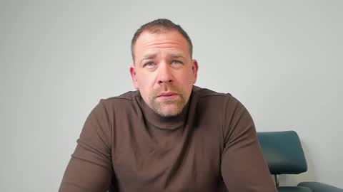 Snapshot of johnnydough82 chatting on 03/08/25, 06:10 johnnydough82 online show from 03/08/25, 06:10