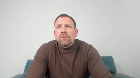 Snapshot of johnnydough82 chatting on 03/12/25, 08:19 johnnydough82 online show from 03/12/25, 08:19