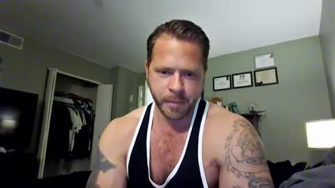 Snapshot of johnnylove860 chatting on 09/24/25, 11:19 johnnylove860 online show from 09/24/25, 11:19