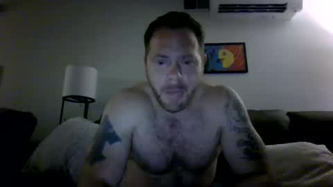 Snapshot of johnnylove860 chatting on 10/12/25, 03:05 johnnylove860 online show from 10/12/25, 03:05