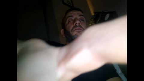 Snapshot of johnnypoly chatting on 02/02/25, 04:48 bigboy online show from 02/02/25, 04:48