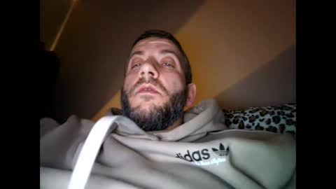 Snapshot of johnnypoly chatting on 02/07/25, 07:38 bigboy online show from 02/07/25, 07:38