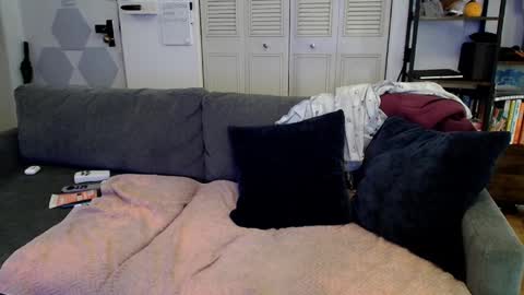 johnresmain online show from 12/11/24, 05:15