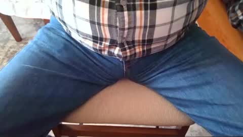 Snapshot of johnxxx549 chatting on 01/03/25, 06:46 johnxxx549 online show from 01/03/25, 06:46