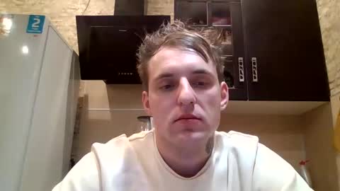 Snapshot of johny_hurdman27 chatting on 12/11/24, 05:04 johny27 online show from 12/11/24, 05:04