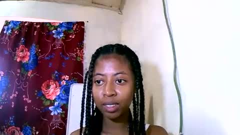 joliekah27 online show from 01/22/25, 01:32