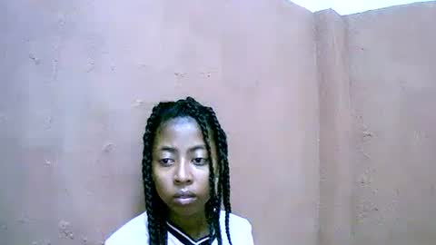 joliekah27 online show from 01/30/25, 03:51