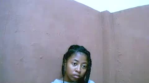 joliekah27 online show from 02/02/25, 03:54