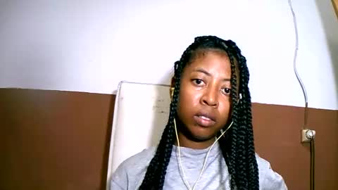 joliekah27 online show from 02/15/25, 09:04